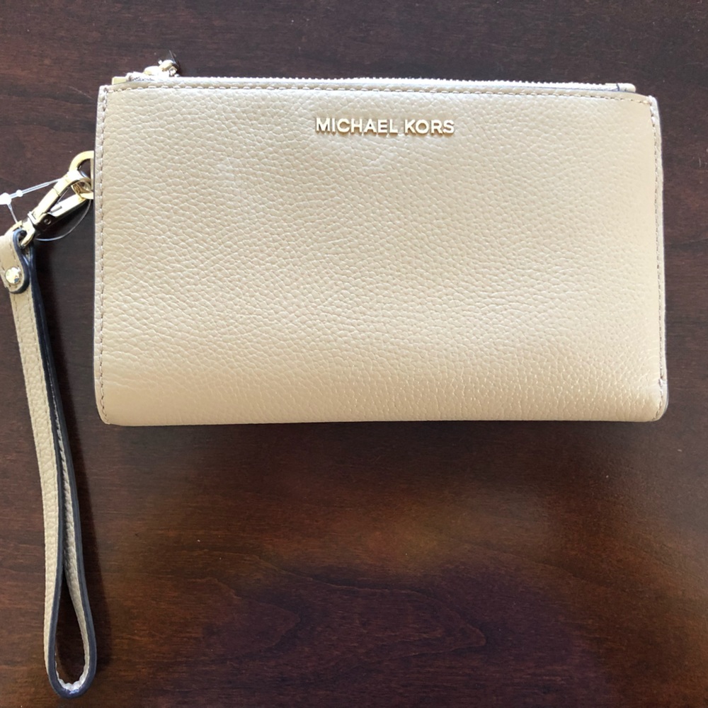 Michael Kors Wristlet